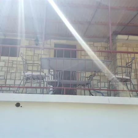 House Ivan Postira
