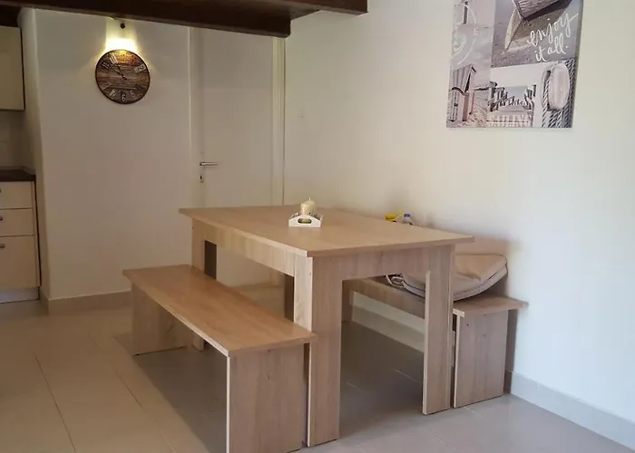 بيت للعطل House Ivan